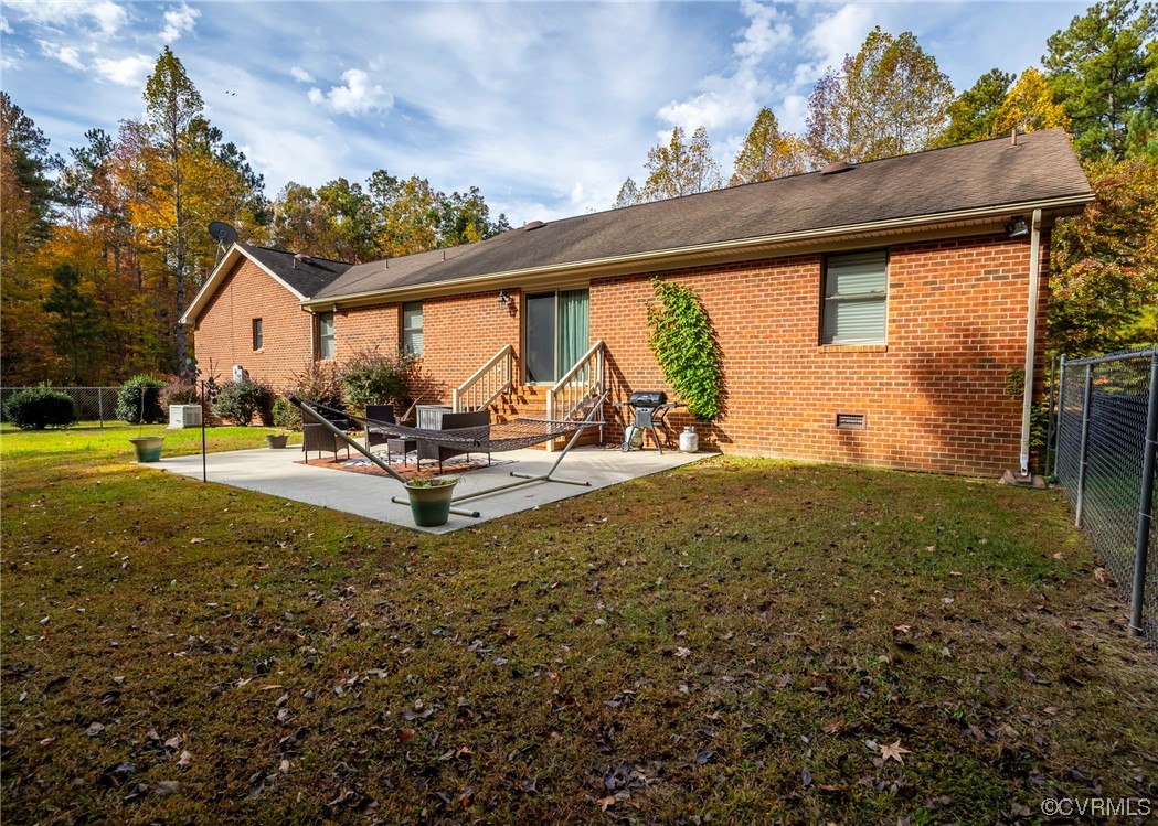 175 Walton Road Keysville, VA 23947 - Photo 12 of 49 a view of outdoor space with seating area