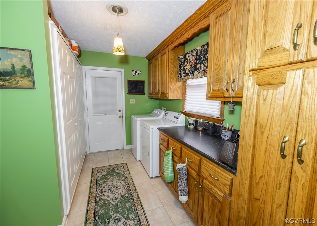 175 Walton Road Keysville, VA 23947 - Photo 43 of 49 a bathroom with a sink a mirror and a shower