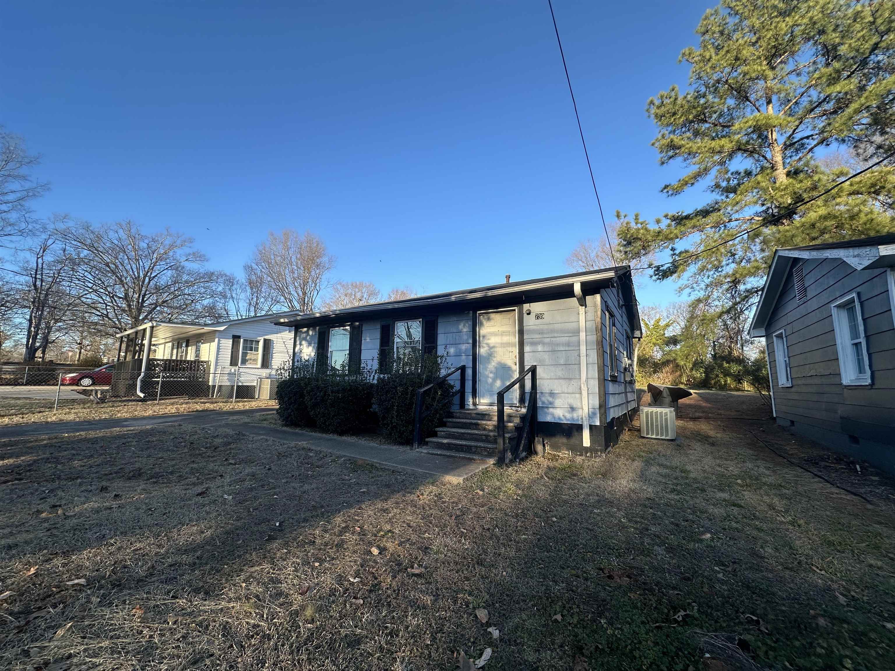 739 Baltimore Street Spartanburg, SC 29301 - Photo 2 of 21
