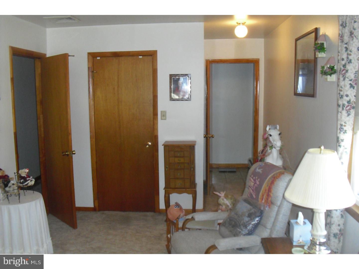 69 Harvard Road Pennsville, NJ 08070 - Photo 17 of 23 Bedroom - Main