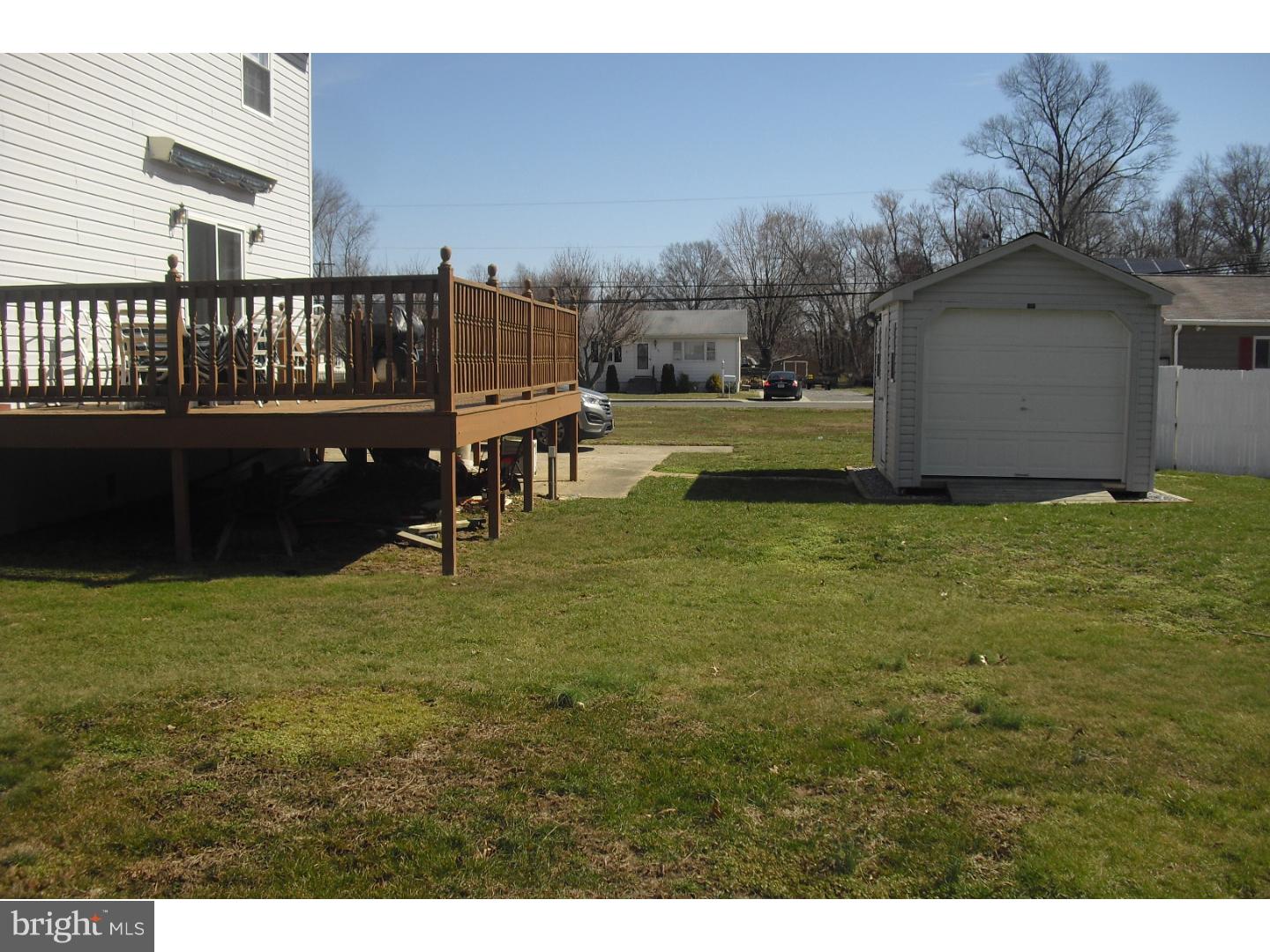 69 Harvard Road Pennsville, NJ 08070 - Photo 3 of 23 Deck