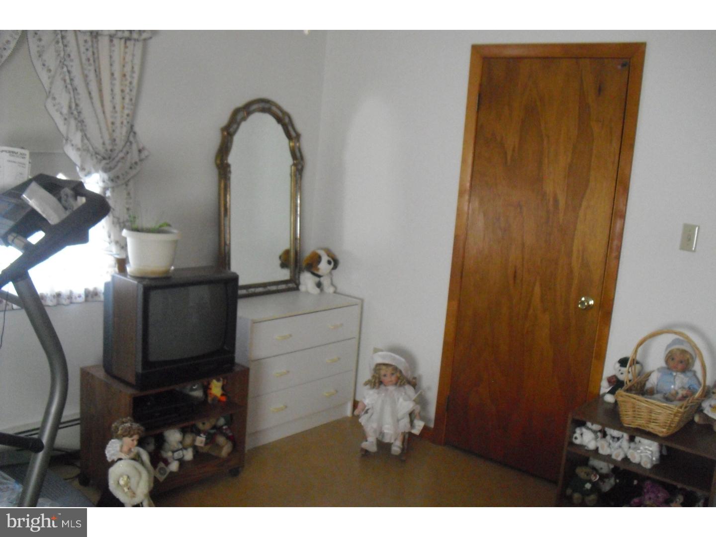 69 Harvard Road Pennsville, NJ 08070 - Photo 21 of 23 Bedroom 3