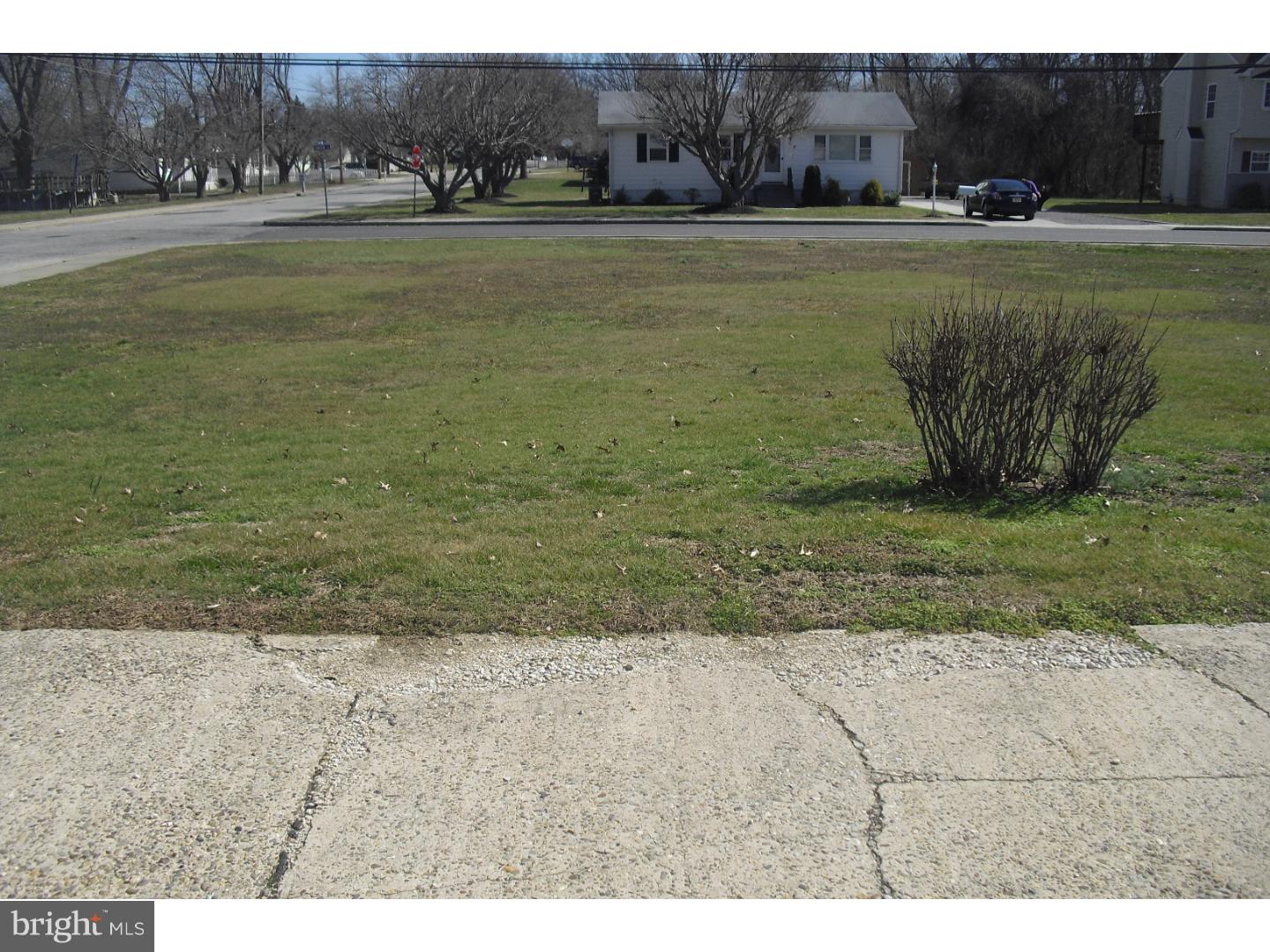 69 Harvard Road Pennsville, NJ 08070 - Photo 4 of 23 Side Yard