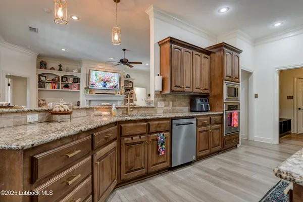 $2,600 | 5512 103rd Street, Lubbock, TX 79424