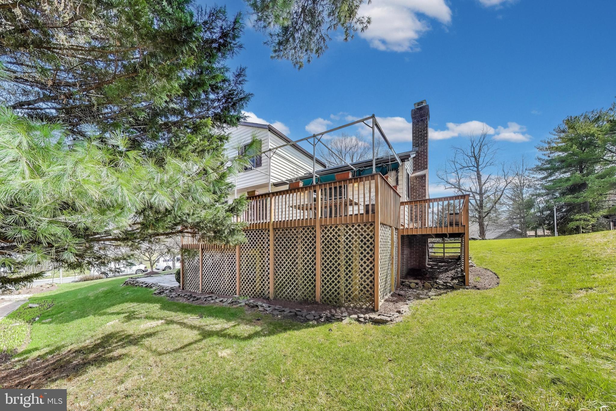 9201 Centerway Road Gaithersburg, MD 20879 - Photo 48 of 53 a view of backyard with green space