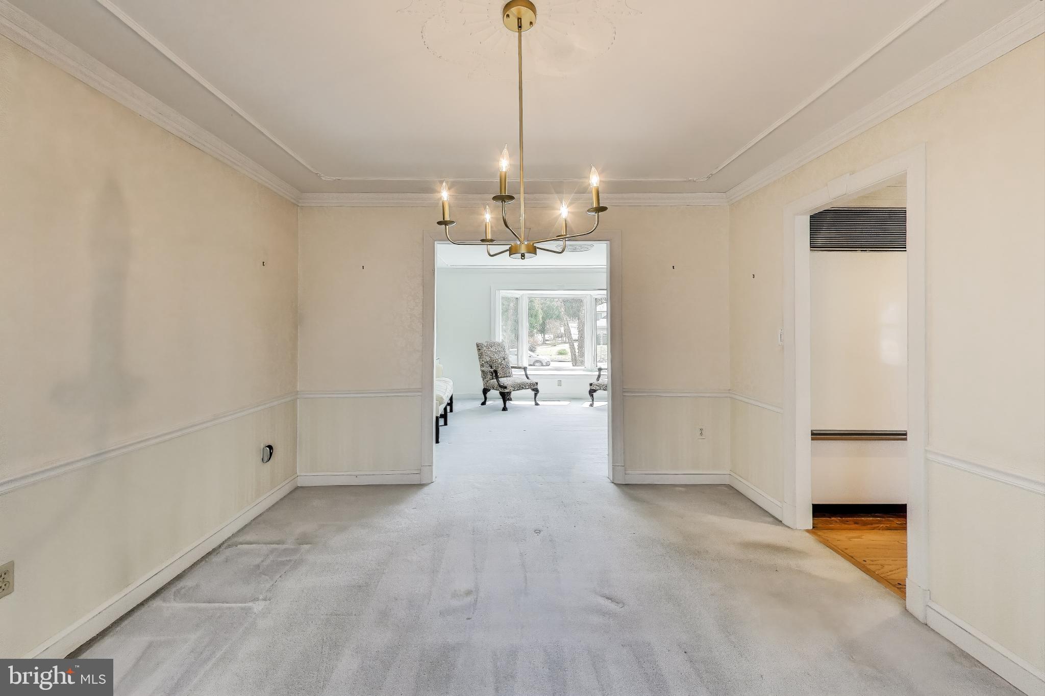 9201 Centerway Road Gaithersburg, MD 20879 - Photo 7 of 53 Dining room