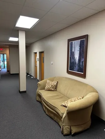 $11 | 1820 North Sterling Avenue, Peoria, IL 61604