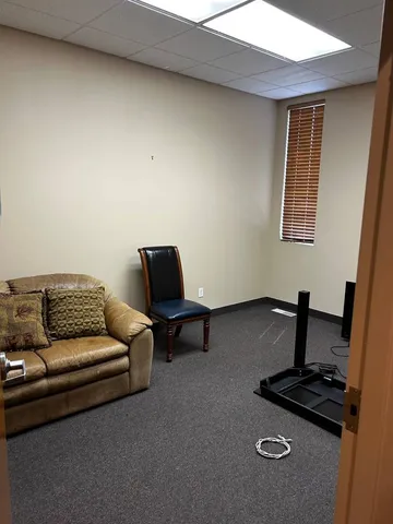 $11 | 1820 North Sterling Avenue, Peoria, IL 61604