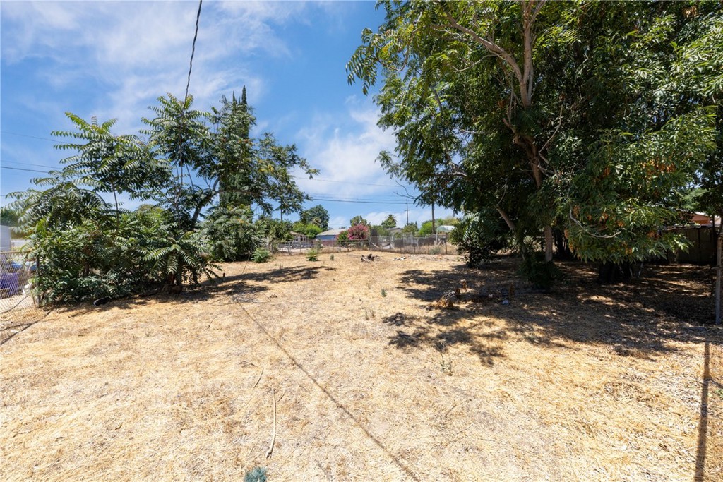 7070 Osbun Road San Bernardino, CA 92404 - Photo 10 of 29