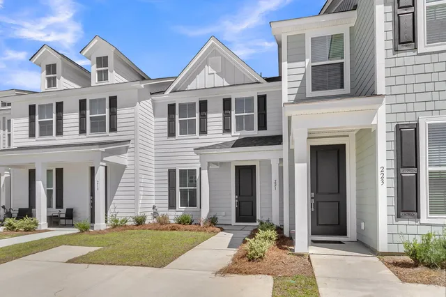 $267,490 | 221 Abercom Place Drive, Moncks Corner, SC 29461