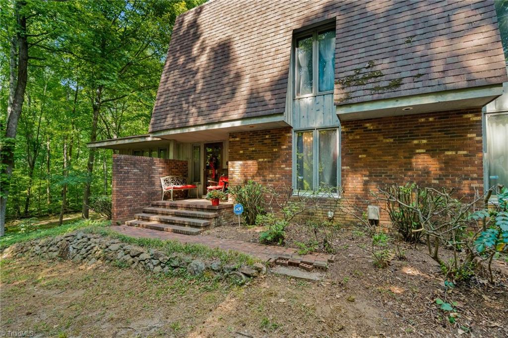 5718 Oak Tree Road Greensboro, NC 27455 - Photo 39 of 40