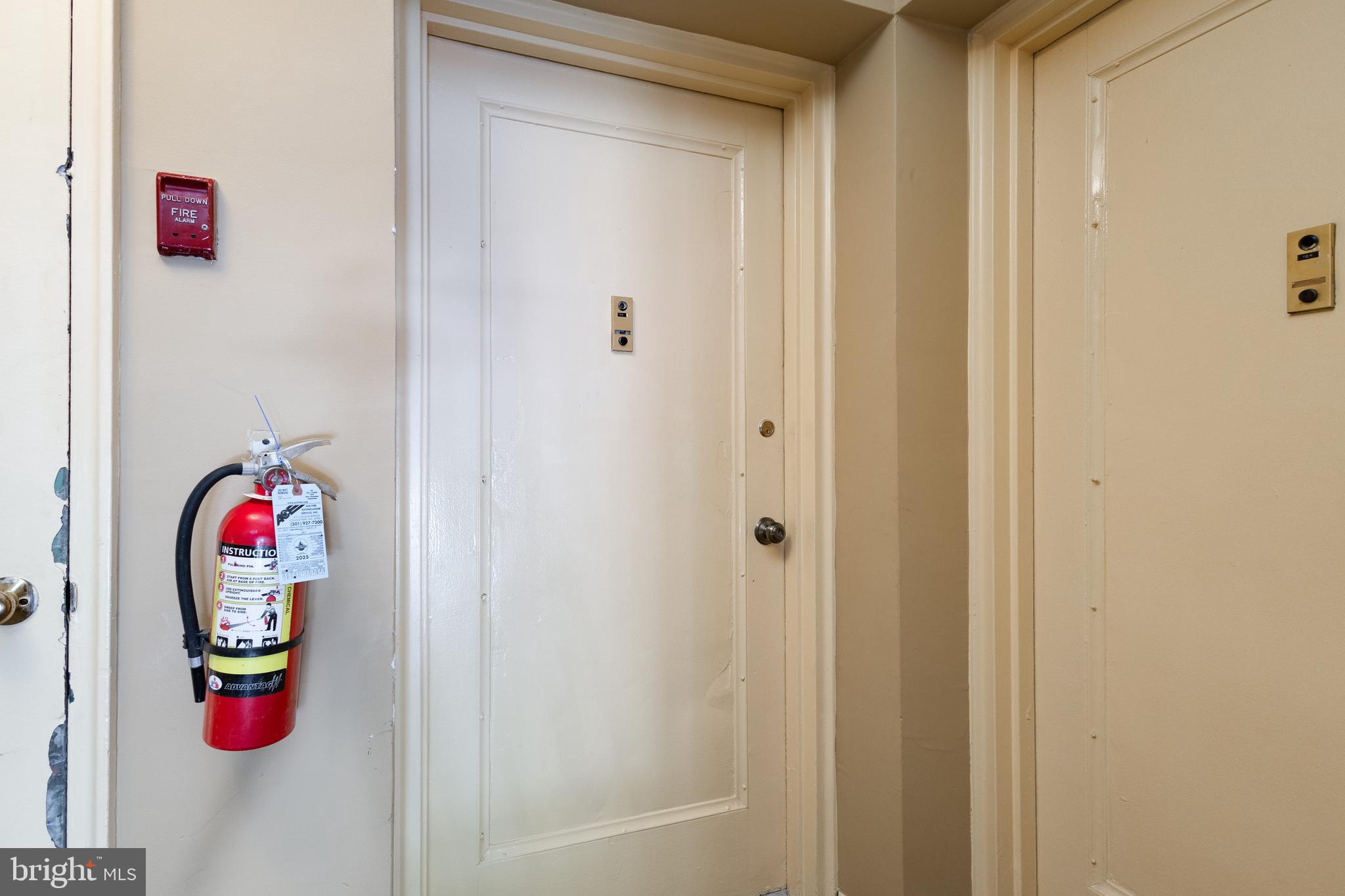 3825 Davis Place Northwest, Unit 103 Washington, DC 20007 - Photo 23 of 26