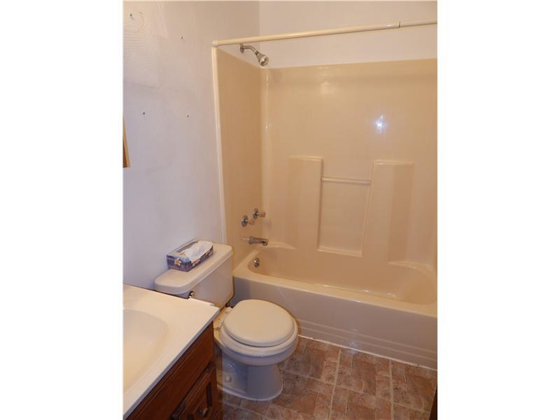 528 Horne Run Road Amity, PA 15311 - Photo 14 of 22 Full Bath.