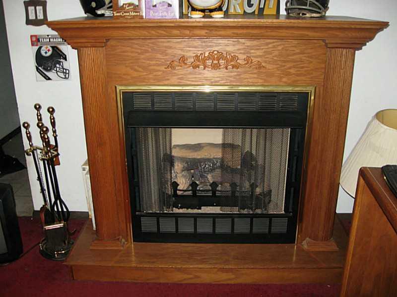 528 Horne Run Road Amity, PA 15311 - Photo 16 of 22 Family Room.