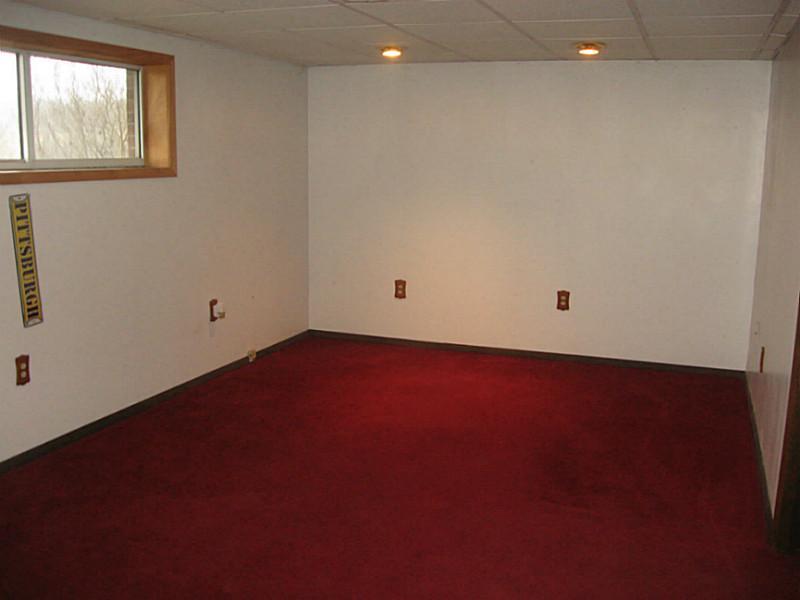528 Horne Run Road Amity, PA 15311 - Photo 18 of 22 Family Room.