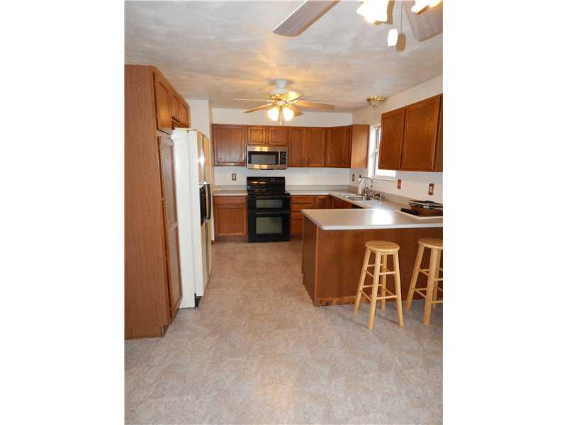 528 Horne Run Road Amity, PA 15311 - Photo 7 of 22 Kitchen.