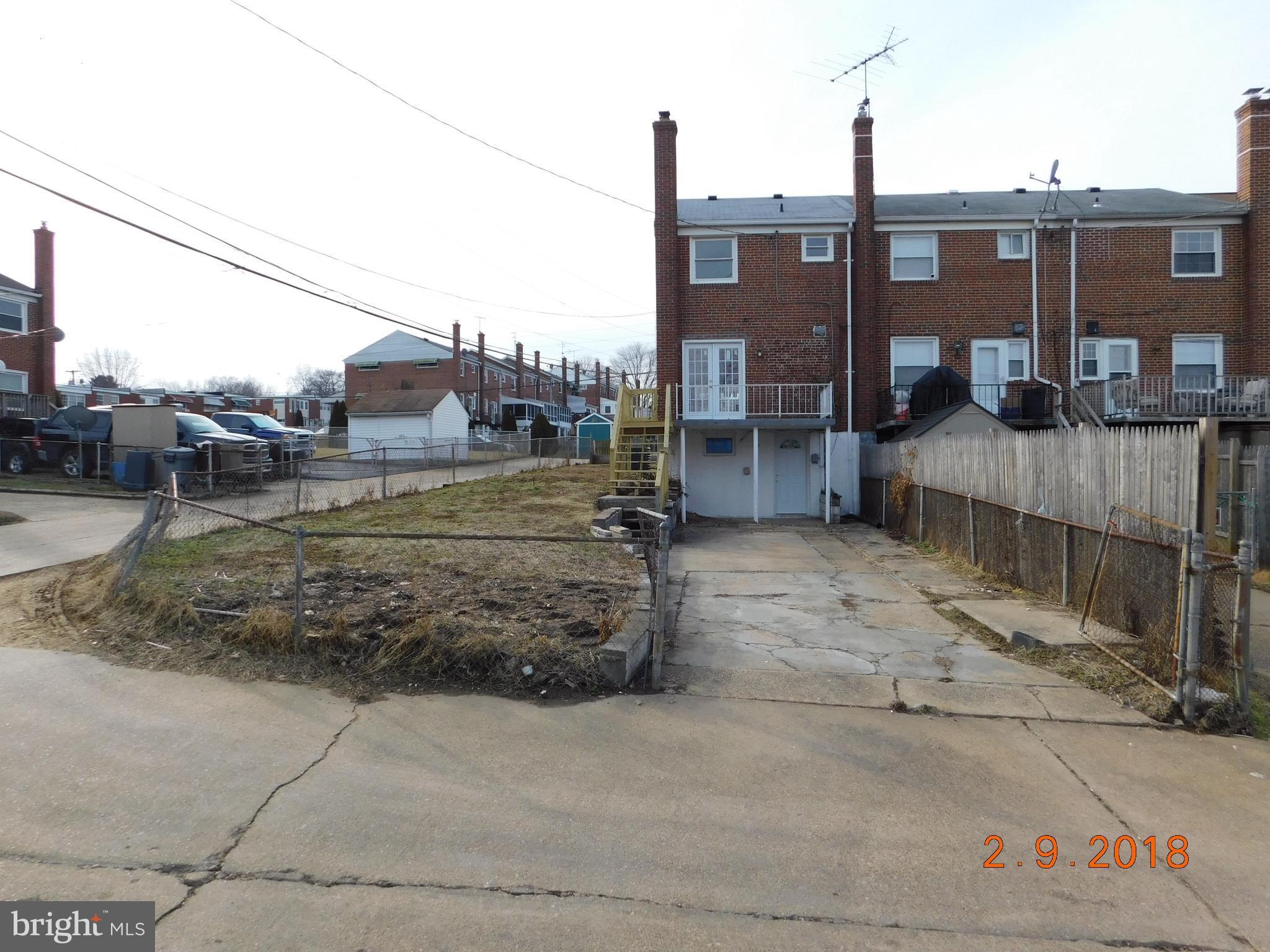 4465 Fenor Road Baltimore, MD 21227 - Photo 2 of 8 Exterior (Rear)