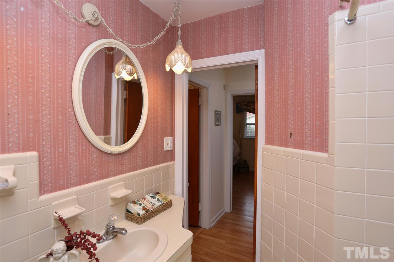 508 Fairfield Road Durham, NC 27704 - Photo 14 of 18 Gallery Image 14