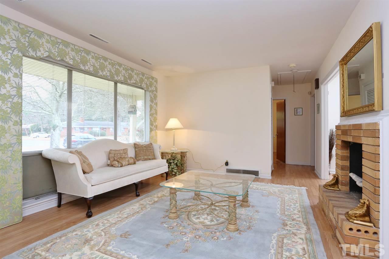 508 Fairfield Road Durham, NC 27704 - Photo 4 of 18 Gallery Image 4