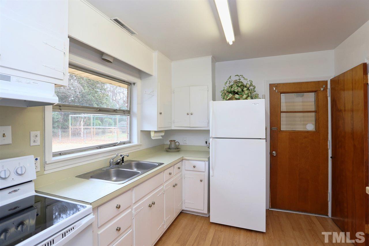 508 Fairfield Road Durham, NC 27704 - Photo 10 of 18 Gallery Image 10