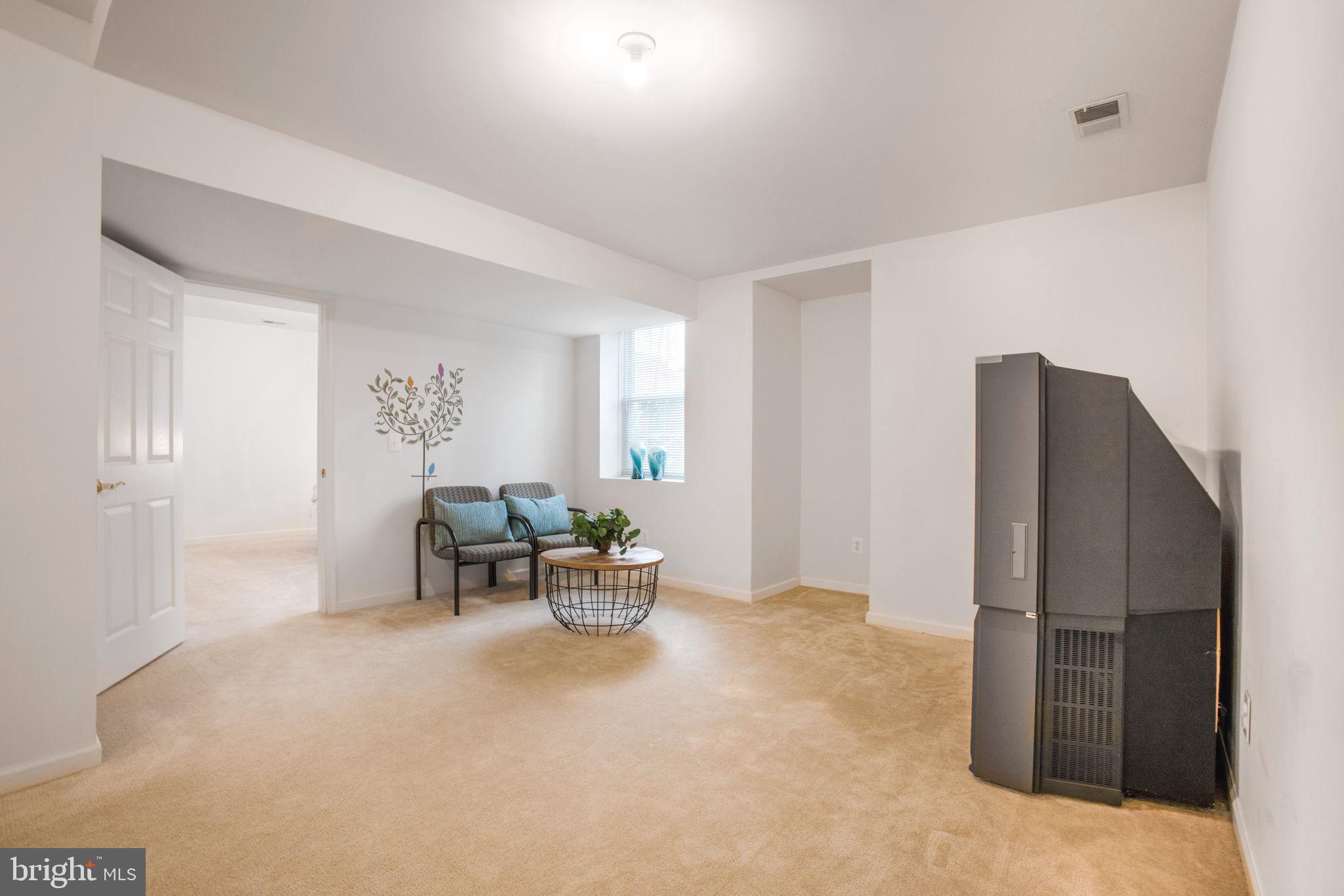 6801 Martin Road Columbia, MD 21044 - Photo 63 of 94 Gallery Image 63