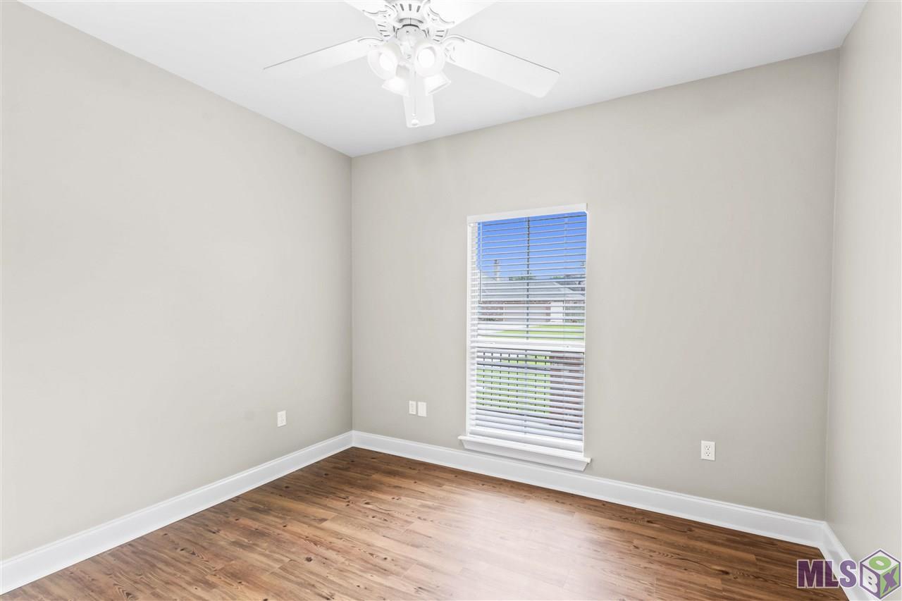 9237 Rue De Fluer Denham Springs, LA 70706 - Photo 11 of 21