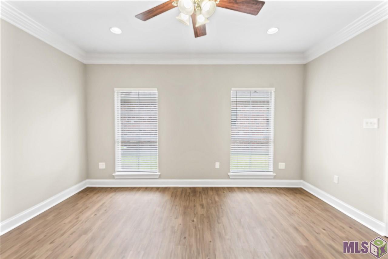 9237 Rue De Fluer Denham Springs, LA 70706 - Photo 15 of 21