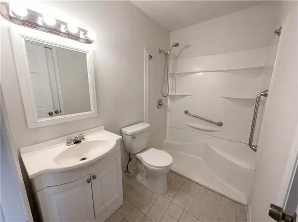 $245,000 | 2289 Country Club Drive Southeast, Conyers, GA 30013