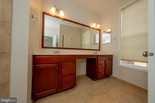 $2,800 | 23579 Belvoir Woods Terrace, Ashburn, VA 20148