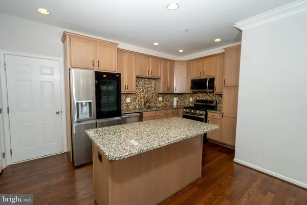 $2,800 | 23579 Belvoir Woods Terrace, Ashburn, VA 20148