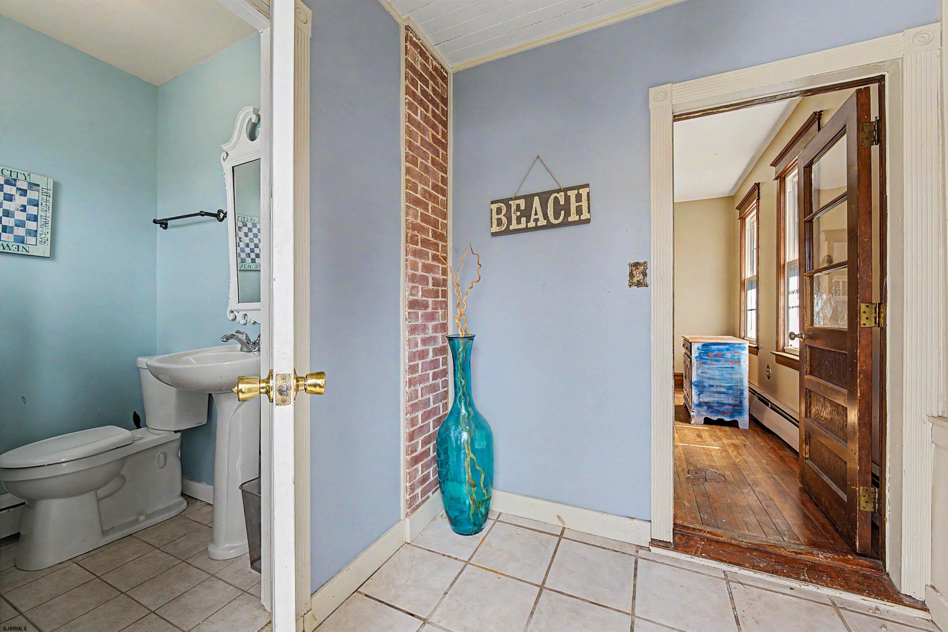 615 Shore Road Somers Point, NJ 08244 - Photo 16 of 33