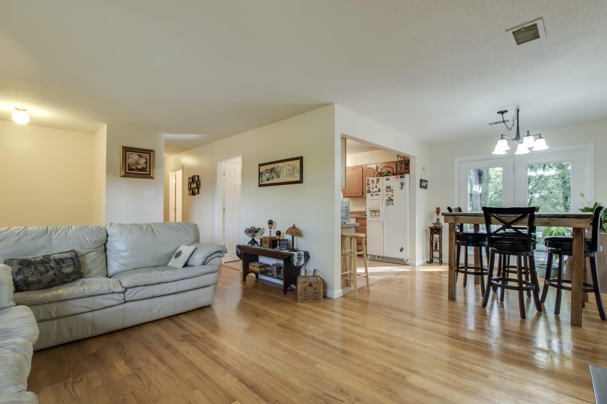 2213 Roundtree Road Knoxville, TN 37923 - Photo 6 of 31