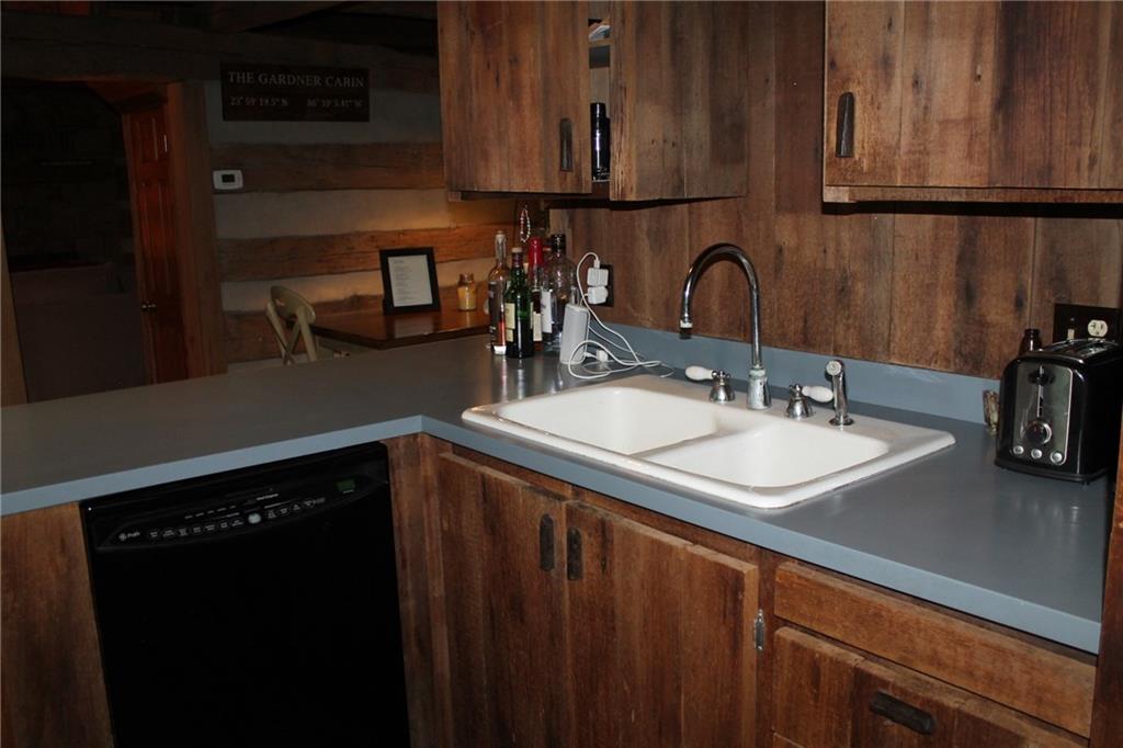 2784 Shepherd Road Nashville, IN 47448 - Photo 7 of 41 Gallery Image 7