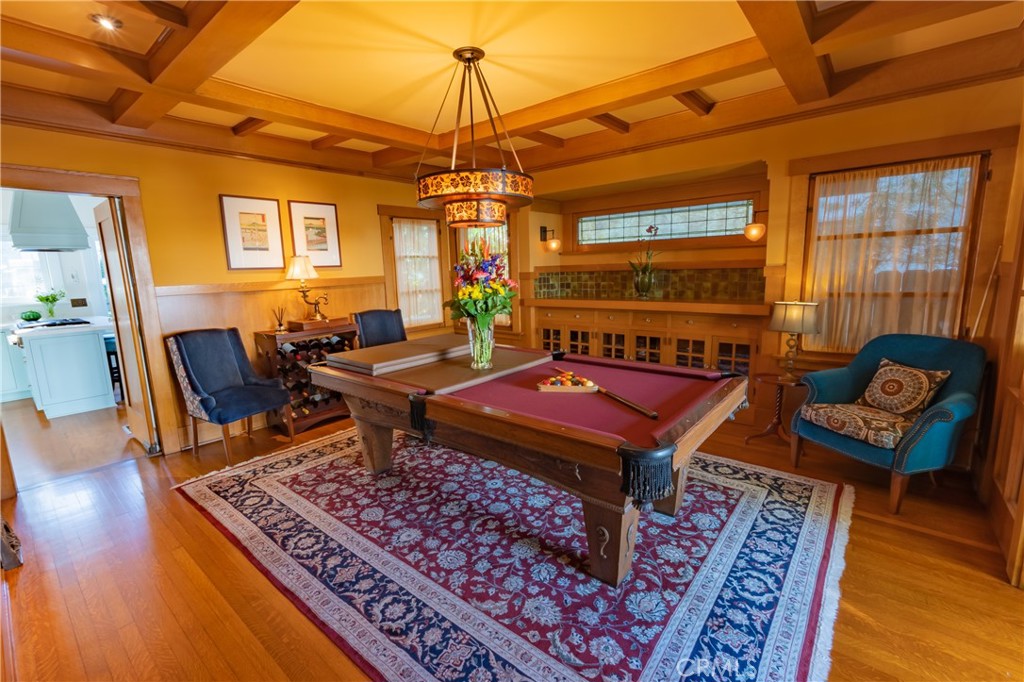 3216 2nd Street Long Beach, CA 90803 - Photo 14 of 62 Unique coffered ceilings, original built-ins and Mica chandelier