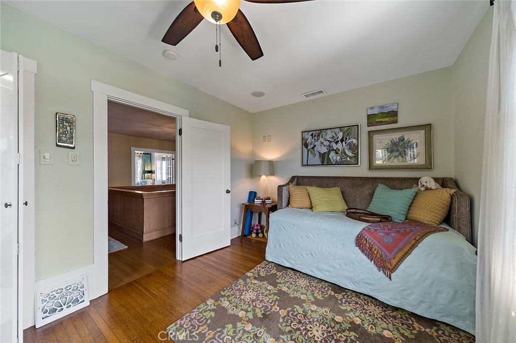 3216 2nd Street Long Beach, CA 90803 - Photo 27 of 62 a living room with a couch and wooden floor