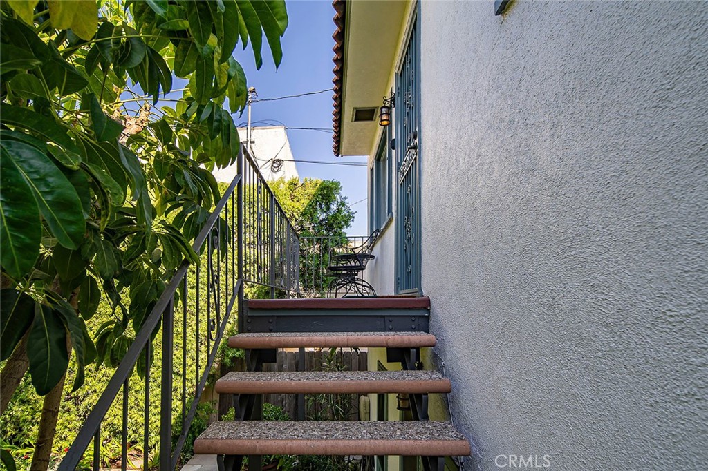 3216 2nd Street Long Beach, CA 90803 - Photo 46 of 62 Stairs to upstairs back 1 bedroom units