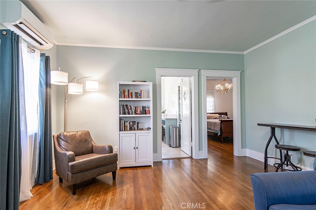 3216 2nd Street Long Beach, CA 90803 - Photo 49 of 62 Gleaming hardwood flooring