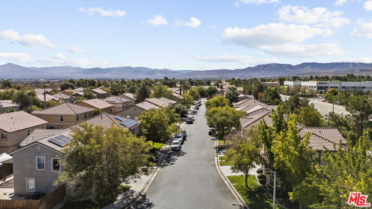 40335 Reata Road Palmdale, CA 93550 - Photo 36 of 37 a view of a city and mountains