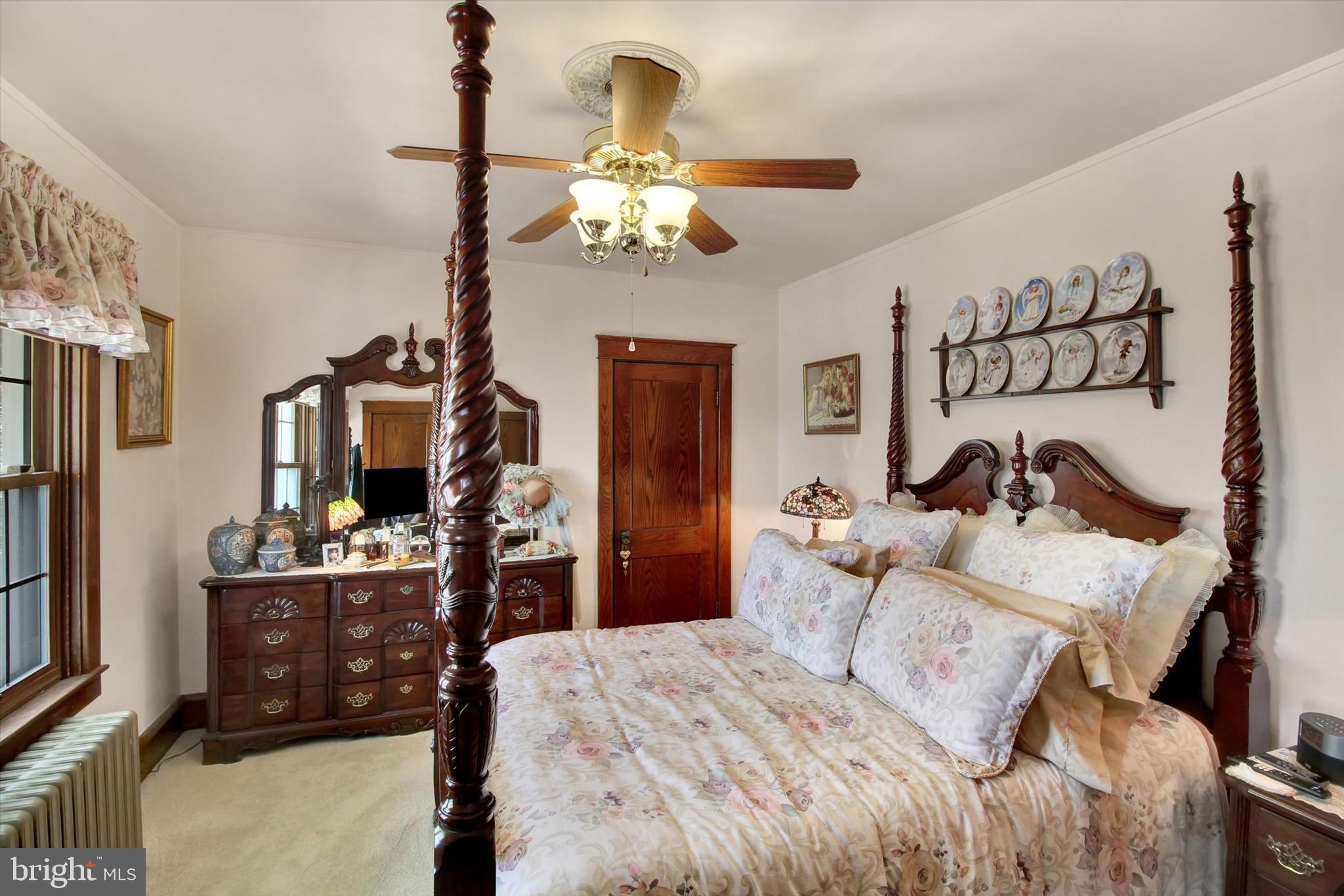 238 East Walnut Street Reading, PA 19607 - Photo 23 of 28 Bedroom