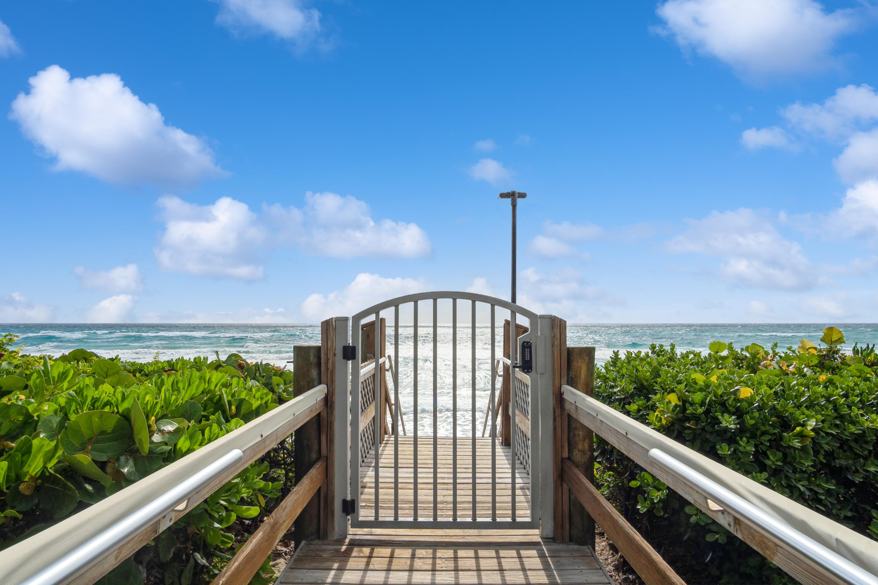 3200 South Ocean Boulevard, Unit B104 Palm Beach, FL 33480 - Photo 24 of 24 27_104B_2002_HiRes