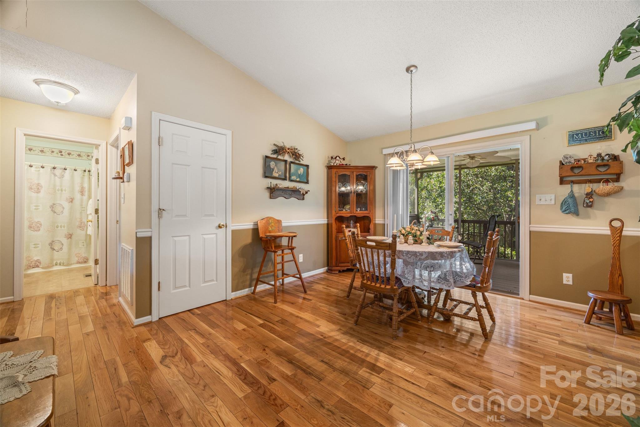 1254 Heritage Farm Road Hickory, NC 28601 - Photo 12 of 32