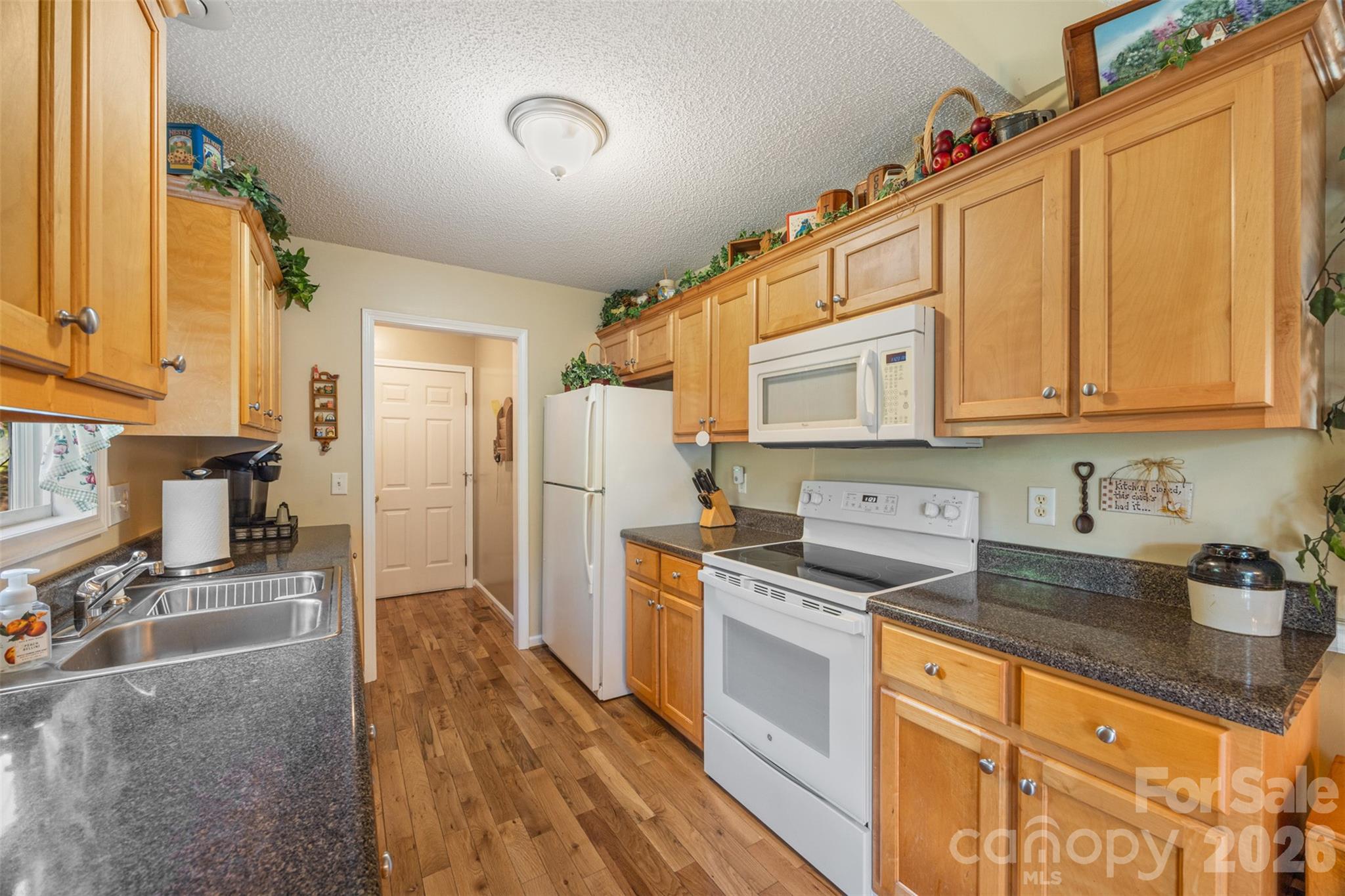 1254 Heritage Farm Road Hickory, NC 28601 - Photo 15 of 32