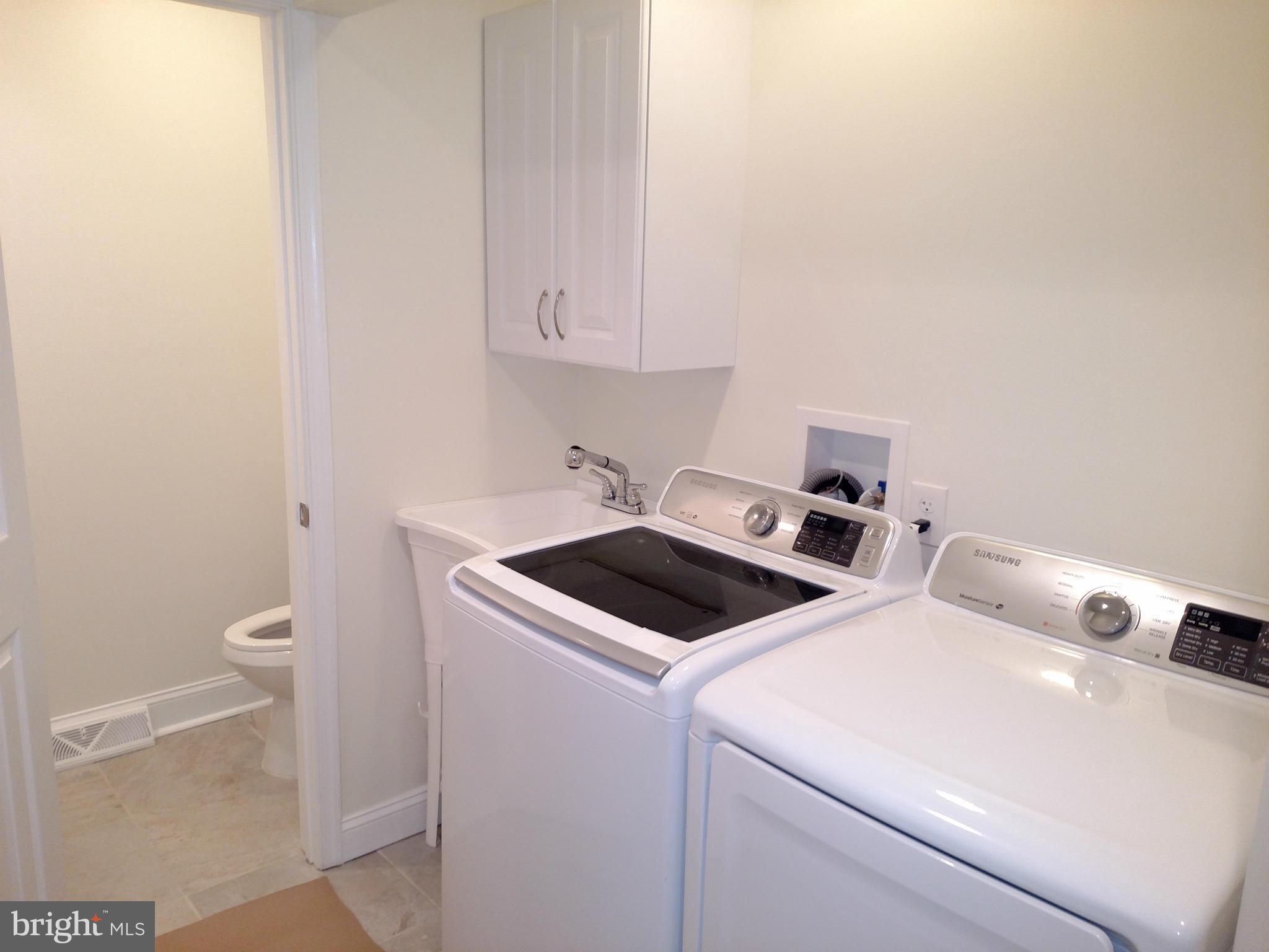 7482 Kennedy Road Nokesville, VA 20181 - Photo 18 of 22 Laundry Area to Powder Room