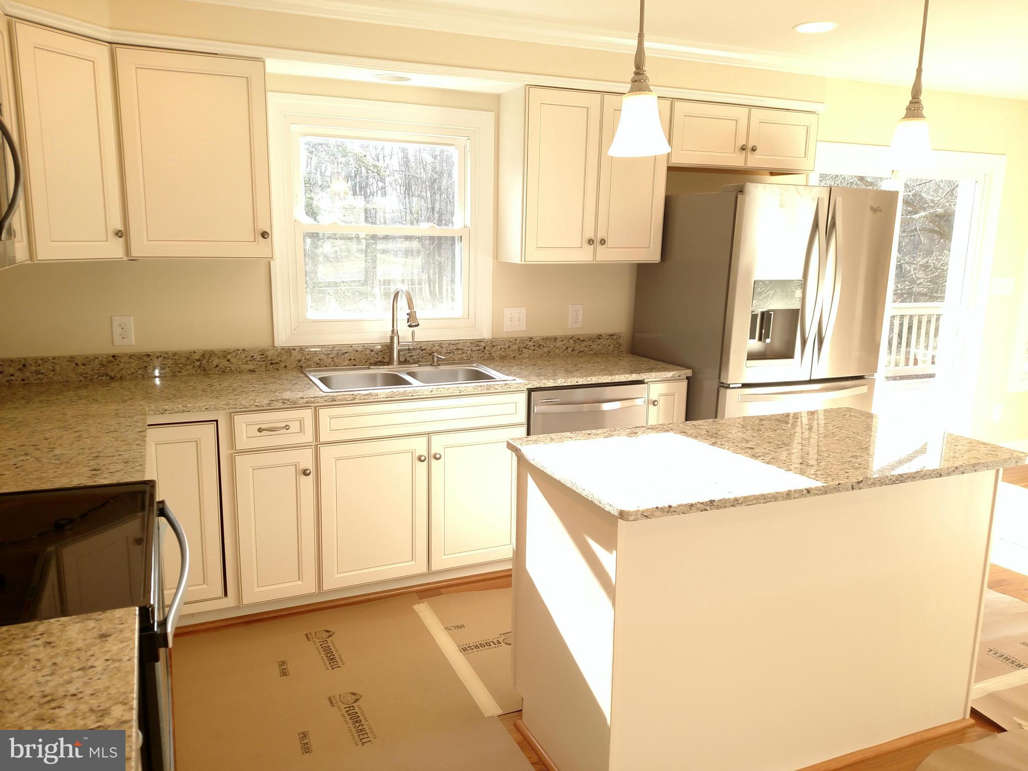 7482 Kennedy Road Nokesville, VA 20181 - Photo 7 of 22 Kitchen
