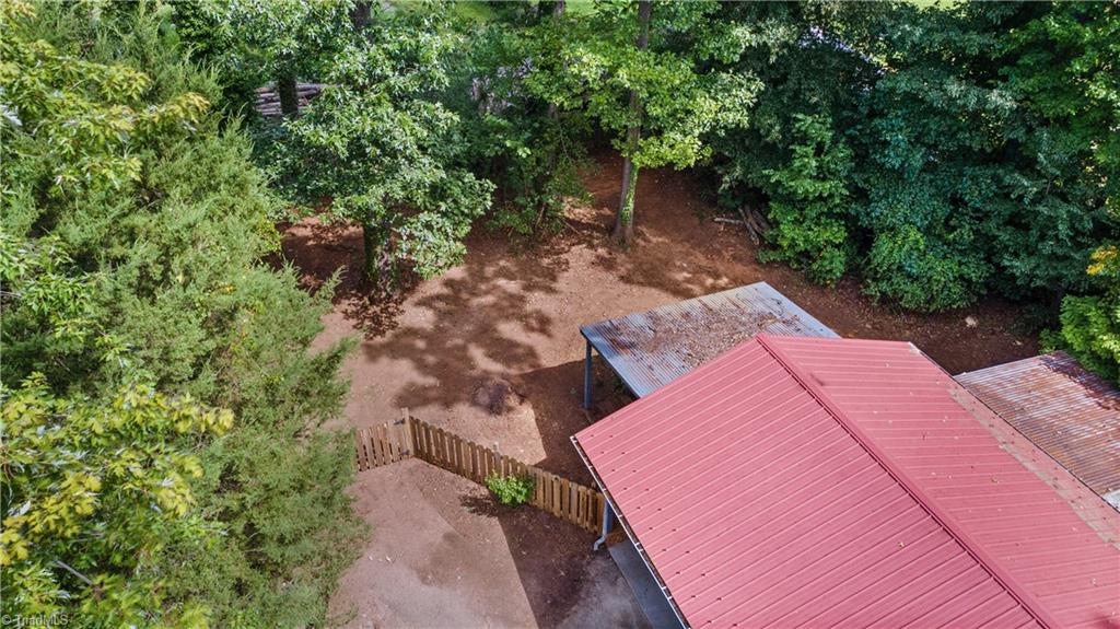 923 Aberdeen Road High Point, NC 27265 - Photo 10 of 50 Gallery Image 10