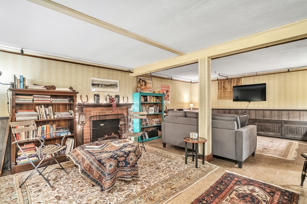 63 Jennings Road Waltham, MA 02451 - Photo 25 of 31 Gallery Image 25