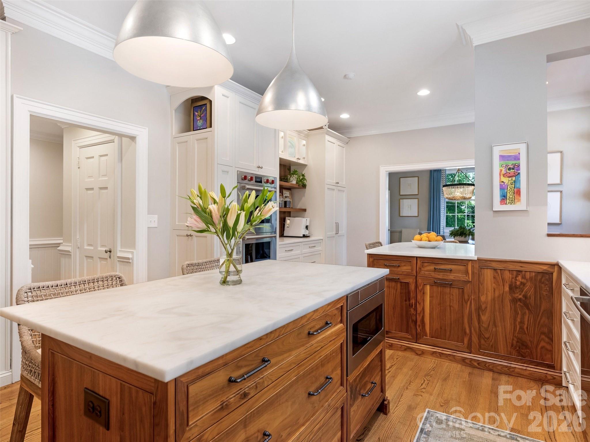 714 Edgehill Road North Charlotte, NC 28207 - Photo 10 of 48 Gallery Image 10