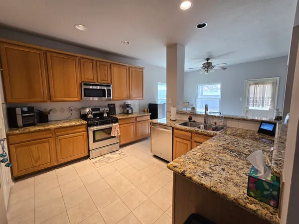 $399,900 | 831 Hannock Glen Lane, Spring, TX 77373