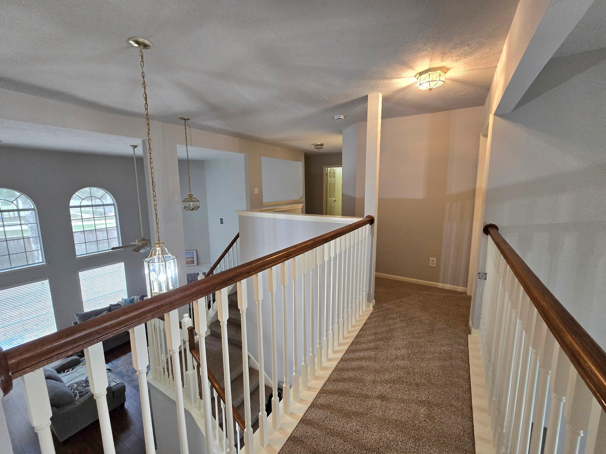 831 Hannock Glen Lane Spring, TX 77373 - Photo 23 of 26 a view of a hallway with window