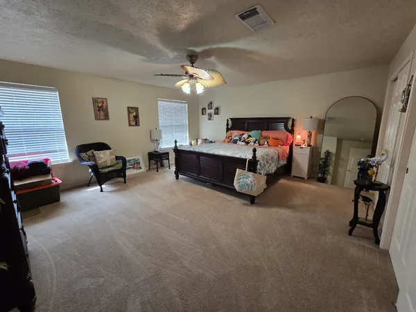$399,900 | 831 Hannock Glen Lane, Spring, TX 77373